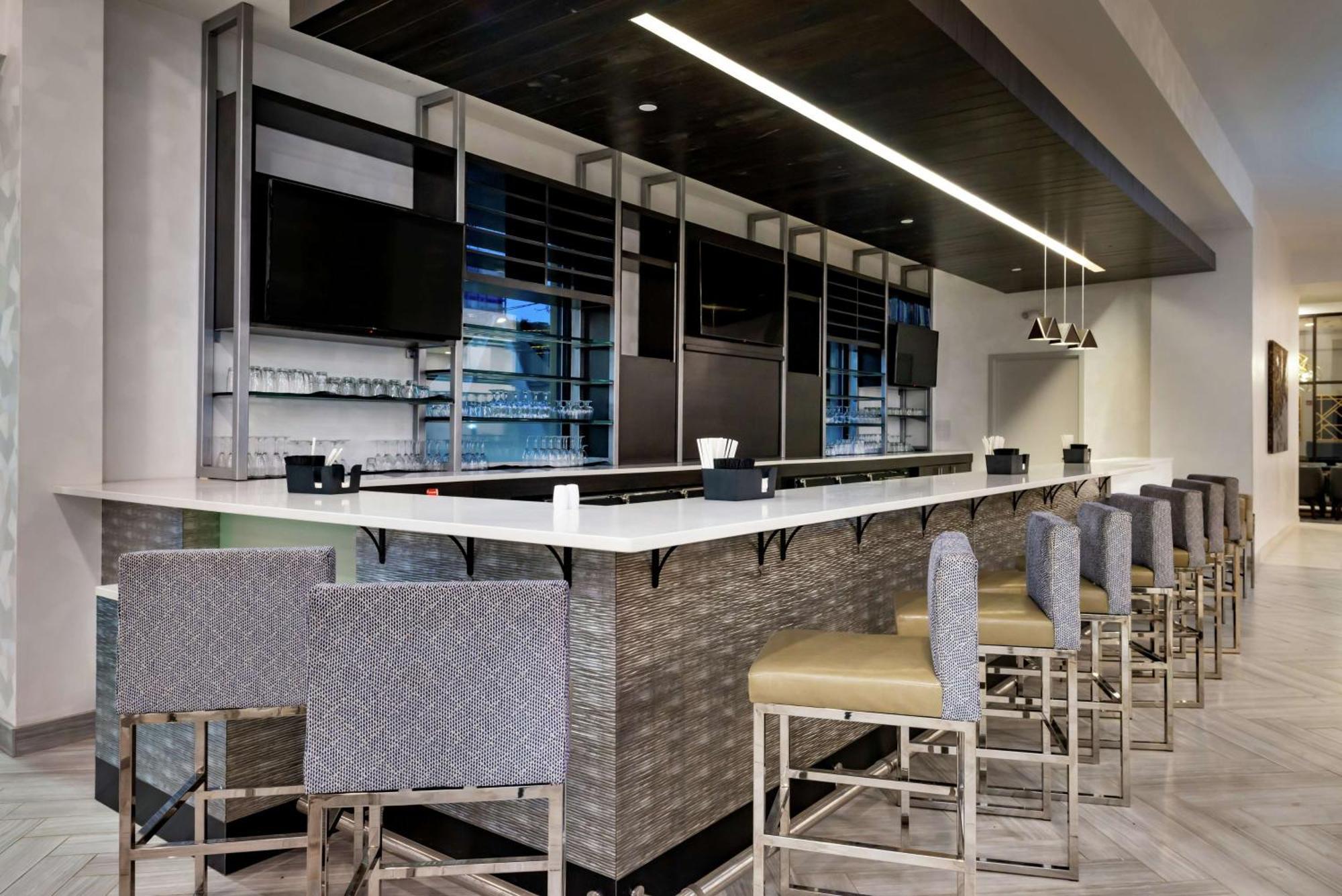 Hilton Garden Inn Columbia Downtown Zewnętrze zdjęcie