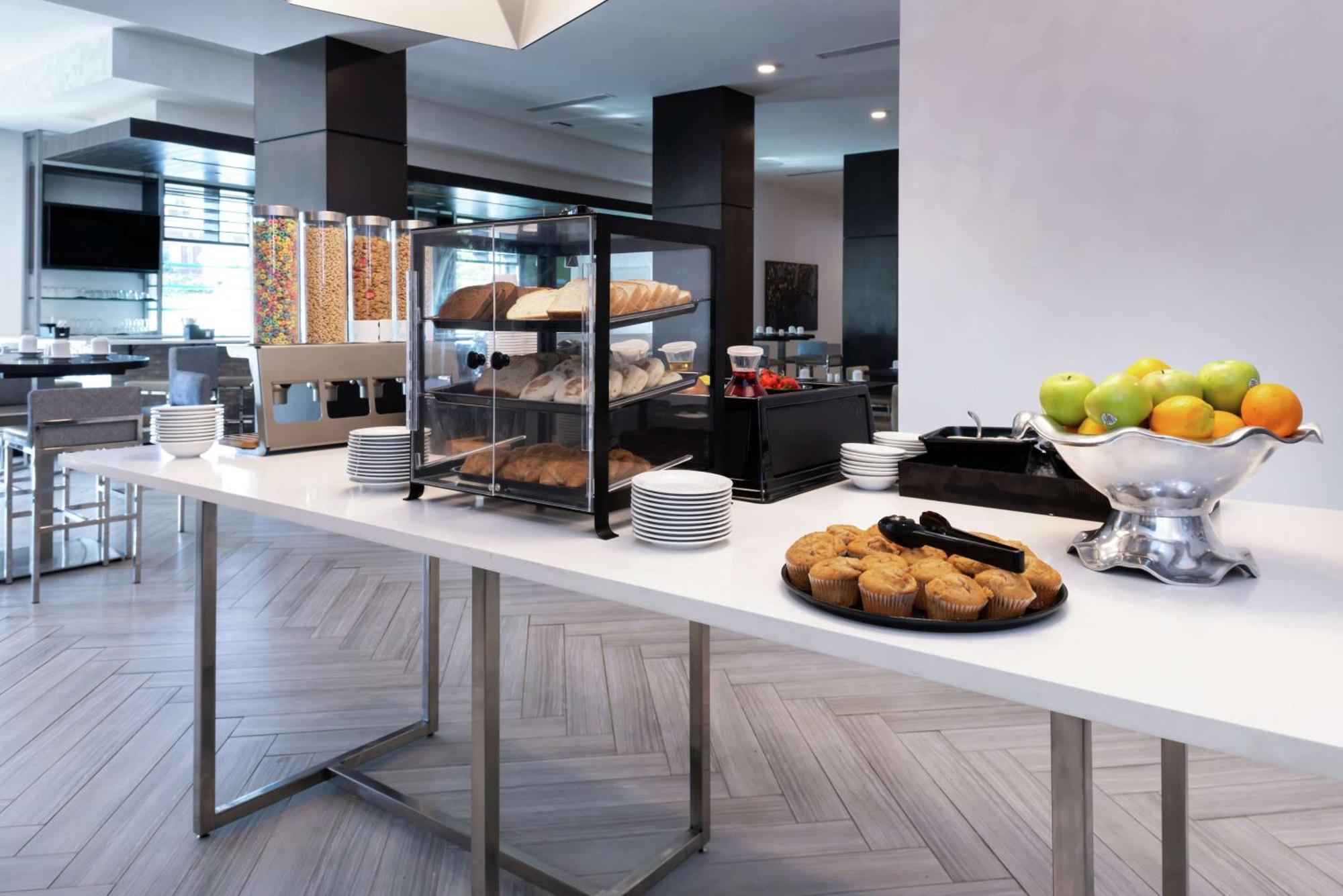 Hilton Garden Inn Columbia Downtown Zewnętrze zdjęcie