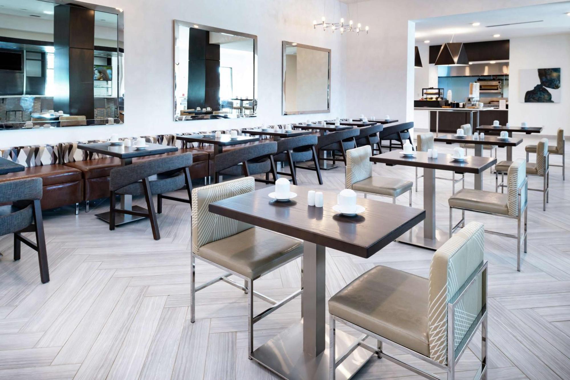 Hilton Garden Inn Columbia Downtown Zewnętrze zdjęcie